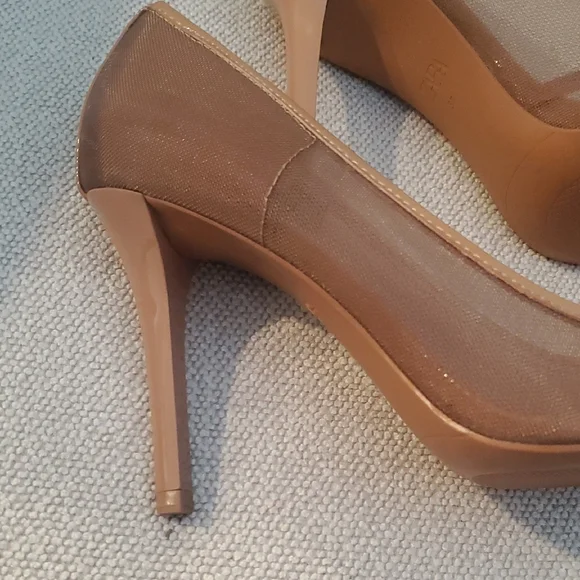 Zara Women's Tan Heels - Picture 4 of 8
